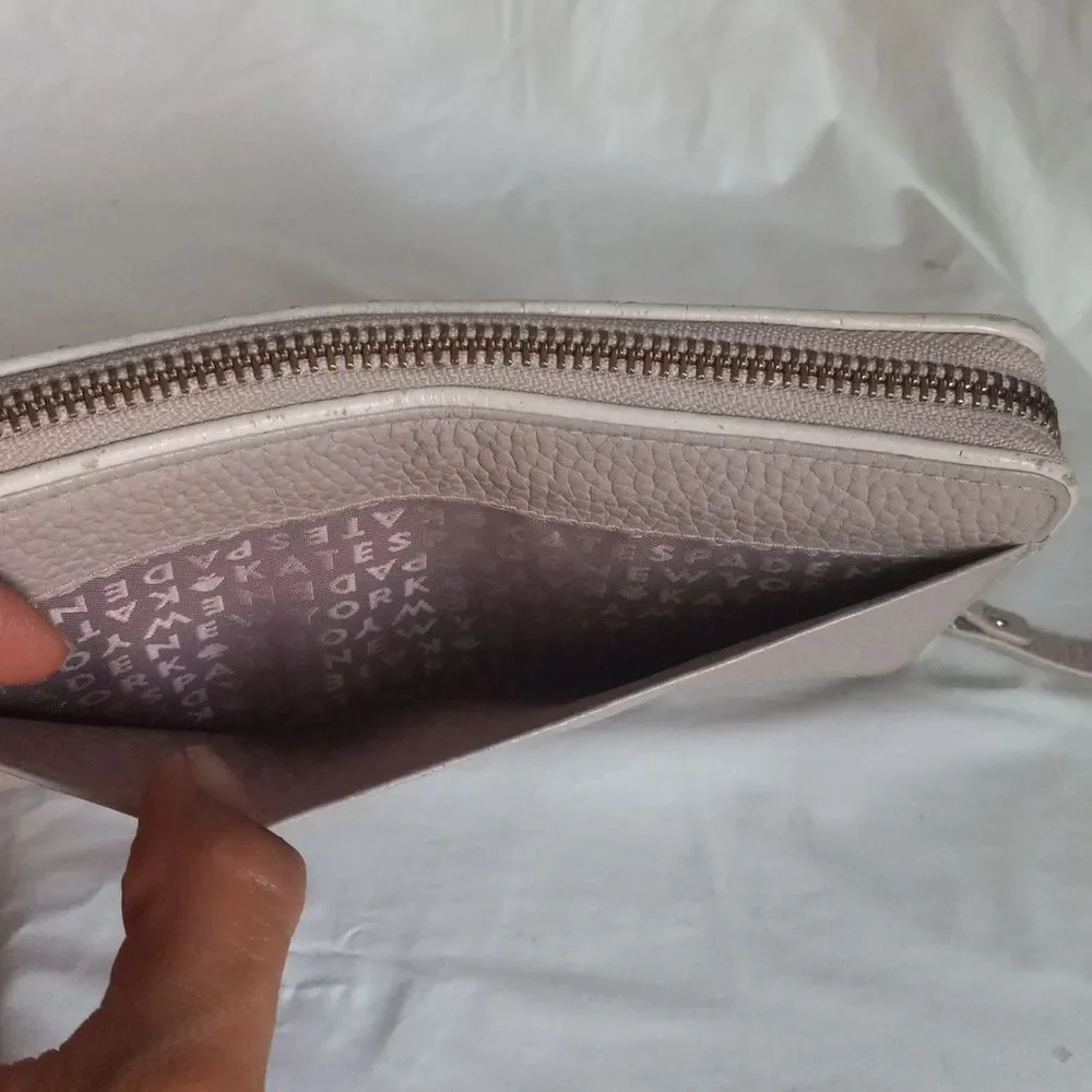 Kate Spade Pebble Leather Zippy Wallet